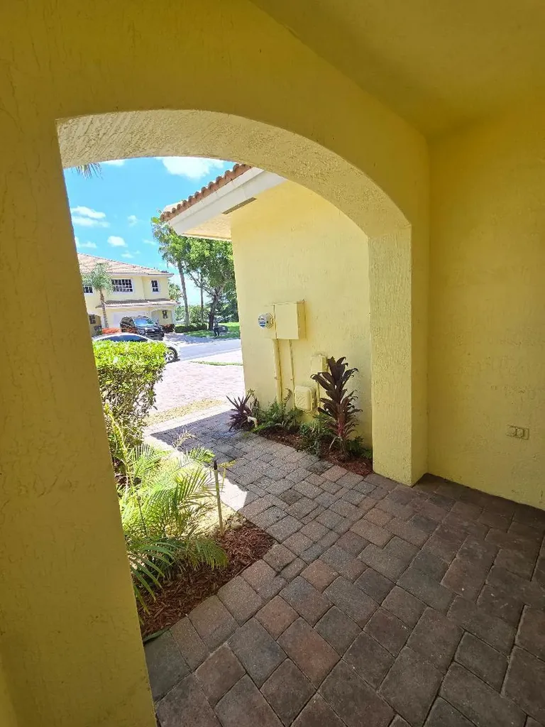 921 Imperial Lake Road West Palm Beach FL 33413