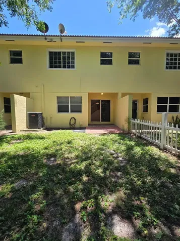 921 Imperial Lake Road West Palm Beach FL 33413