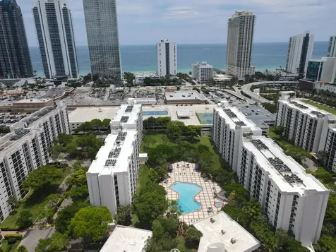 17021 N Bay Road Sunny Isles Beach FL 33160
