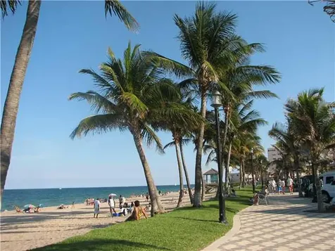 330 SE 20th Avenue Deerfield Beach FL 33441