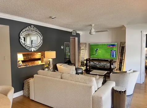 330 SE 20th Avenue Deerfield Beach FL 33441