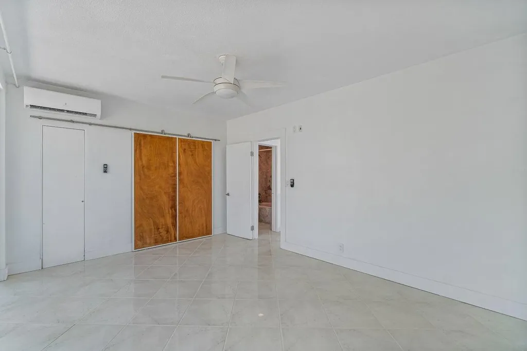 65 SE Spanish Trail Boca Raton FL 33432