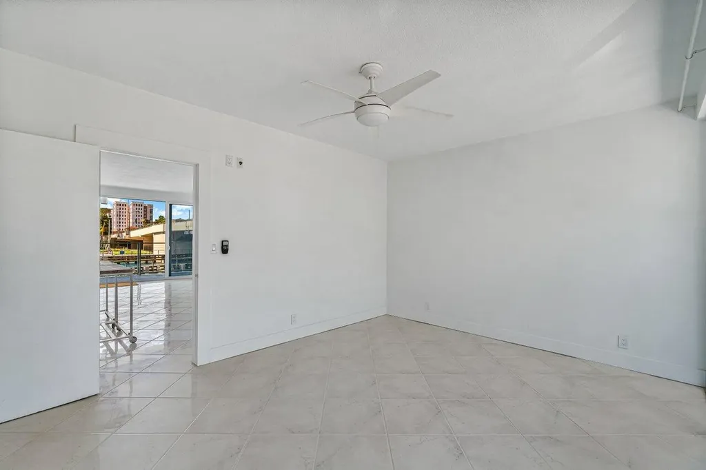 65 SE Spanish Trail Boca Raton FL 33432