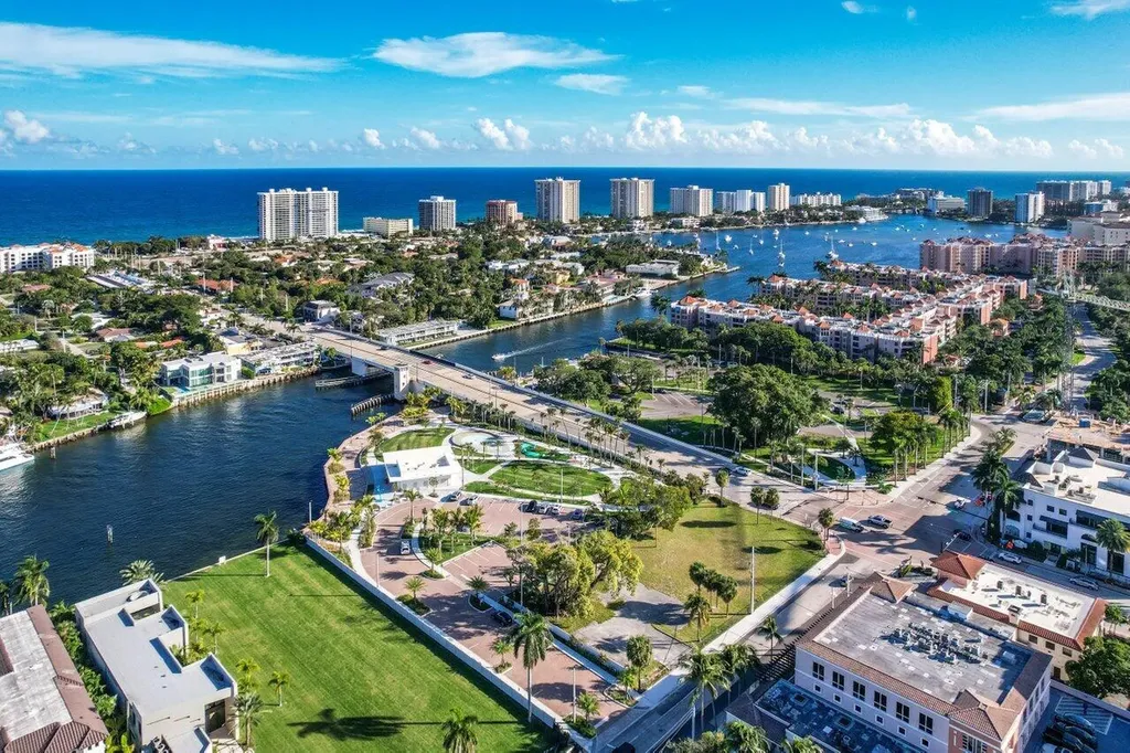65 SE Spanish Trail Boca Raton FL 33432