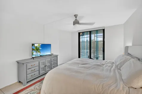 3900 N Hills Drive Hollywood FL 33021