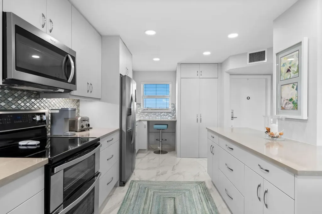 511 Bayshore Drive Fort Lauderdale FL 33304