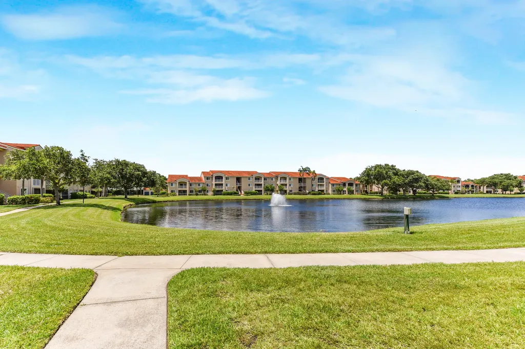 1590 S 42nd Circle Vero Beach FL 32967