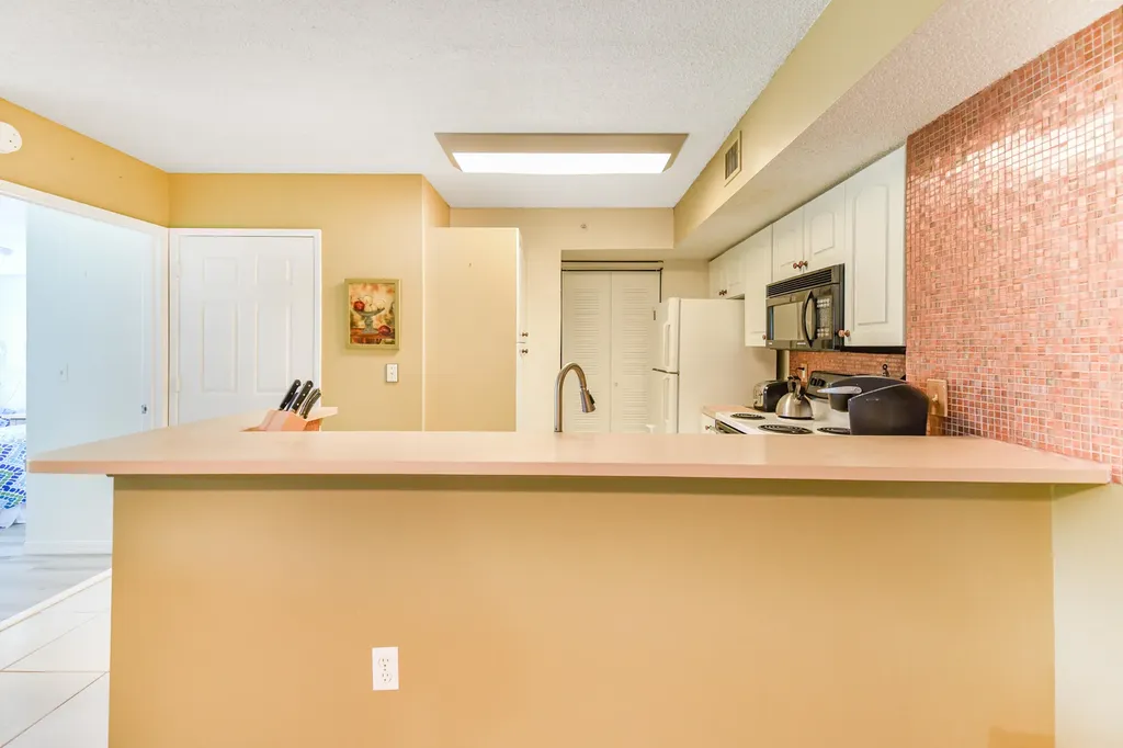 1590 S 42nd Circle Vero Beach FL 32967