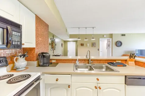 1590 S 42nd Circle Vero Beach FL 32967