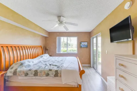 1590 S 42nd Circle Vero Beach FL 32967