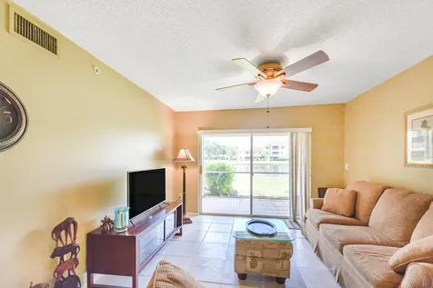 1590 S 42nd Circle Vero Beach FL 32967
