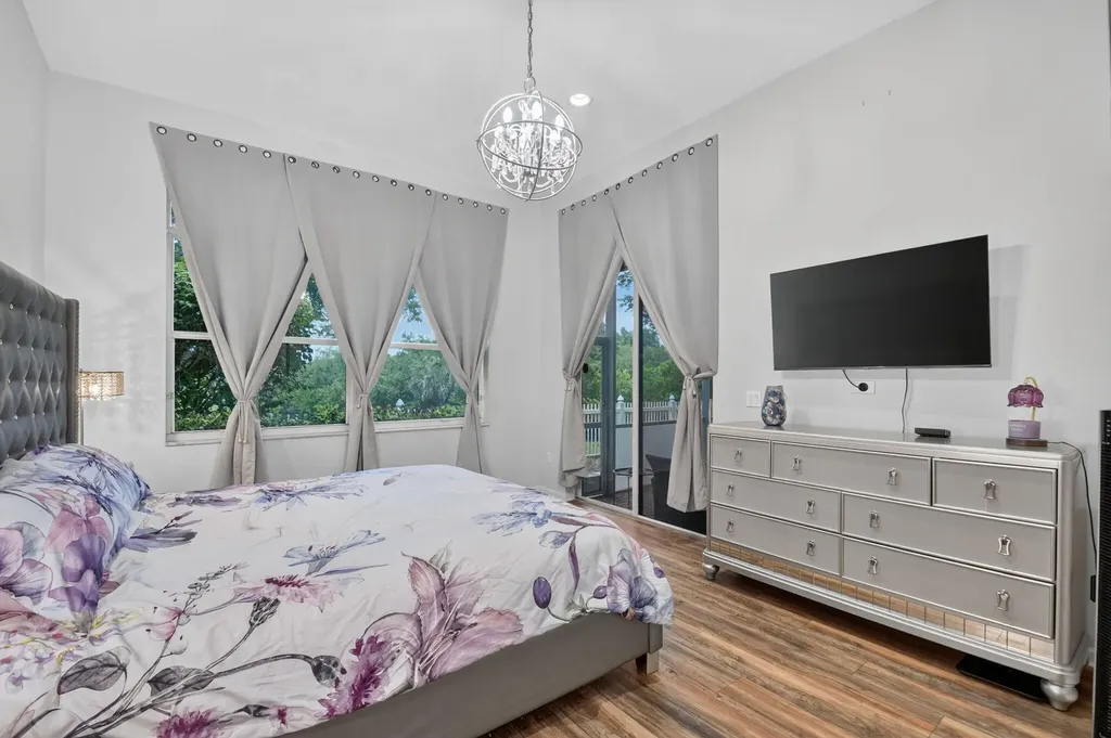 1848 Via Castello Wellington FL 33411