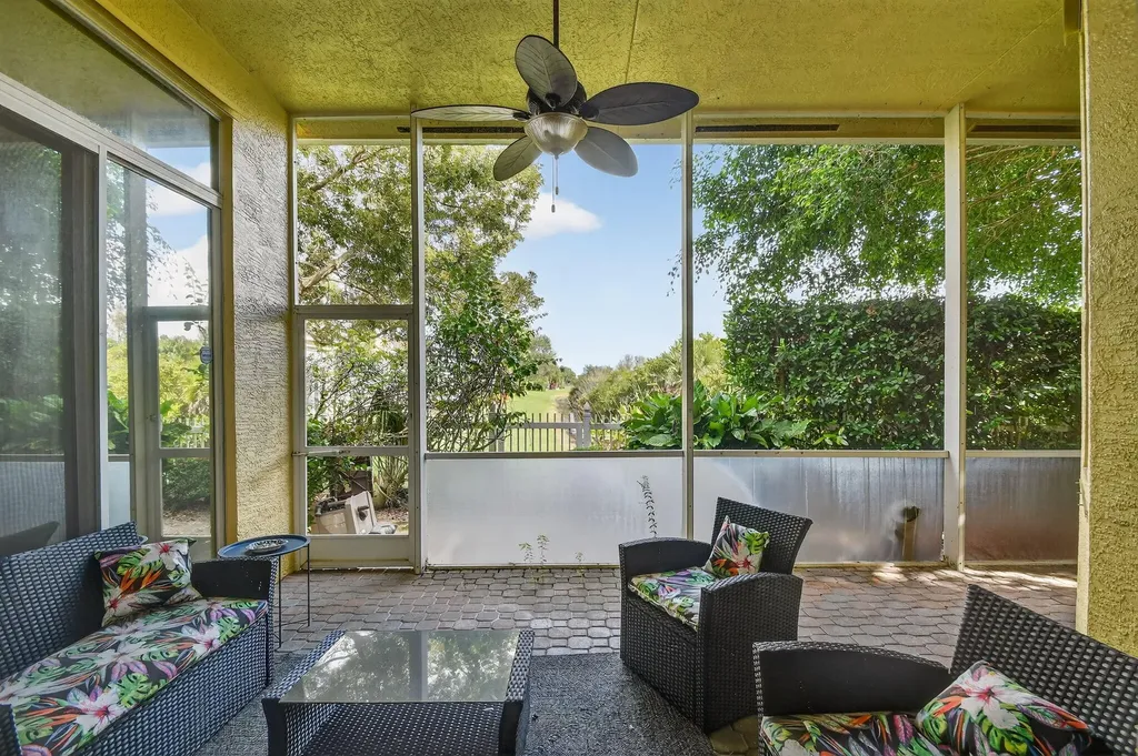 1848 Via Castello Wellington FL 33411