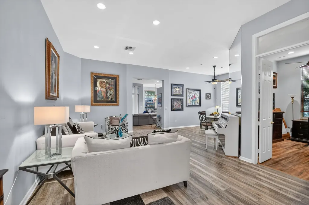 1848 Via Castello Wellington FL 33411