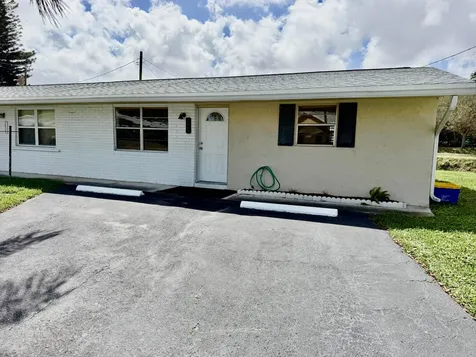 2821 Duke Lane Delray Beach FL 33445