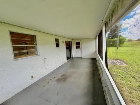 2821 Duke Lane Delray Beach FL 33445