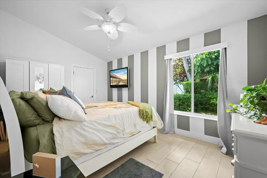 5534 Ainsley Court Boynton Beach FL 33437