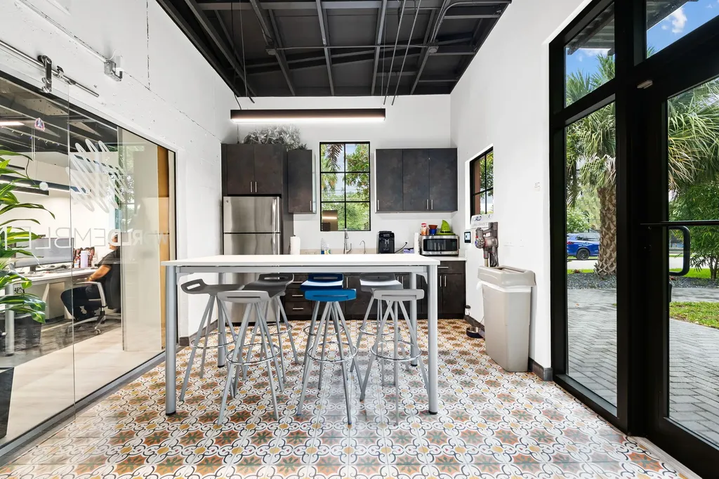602 SW 12th Avenue Fort Lauderdale FL 33312