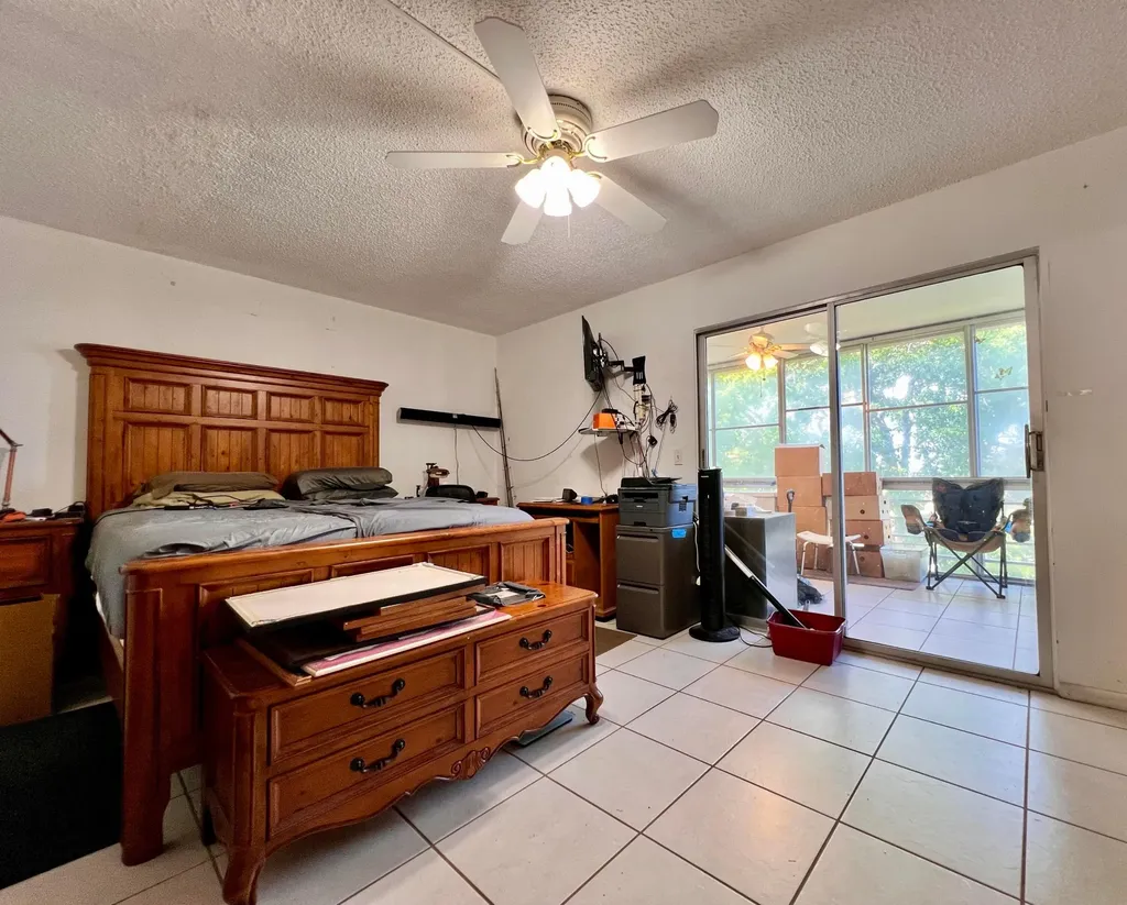 411 Southampton A West Palm Beach FL 33417