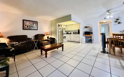 411 Southampton A West Palm Beach FL 33417