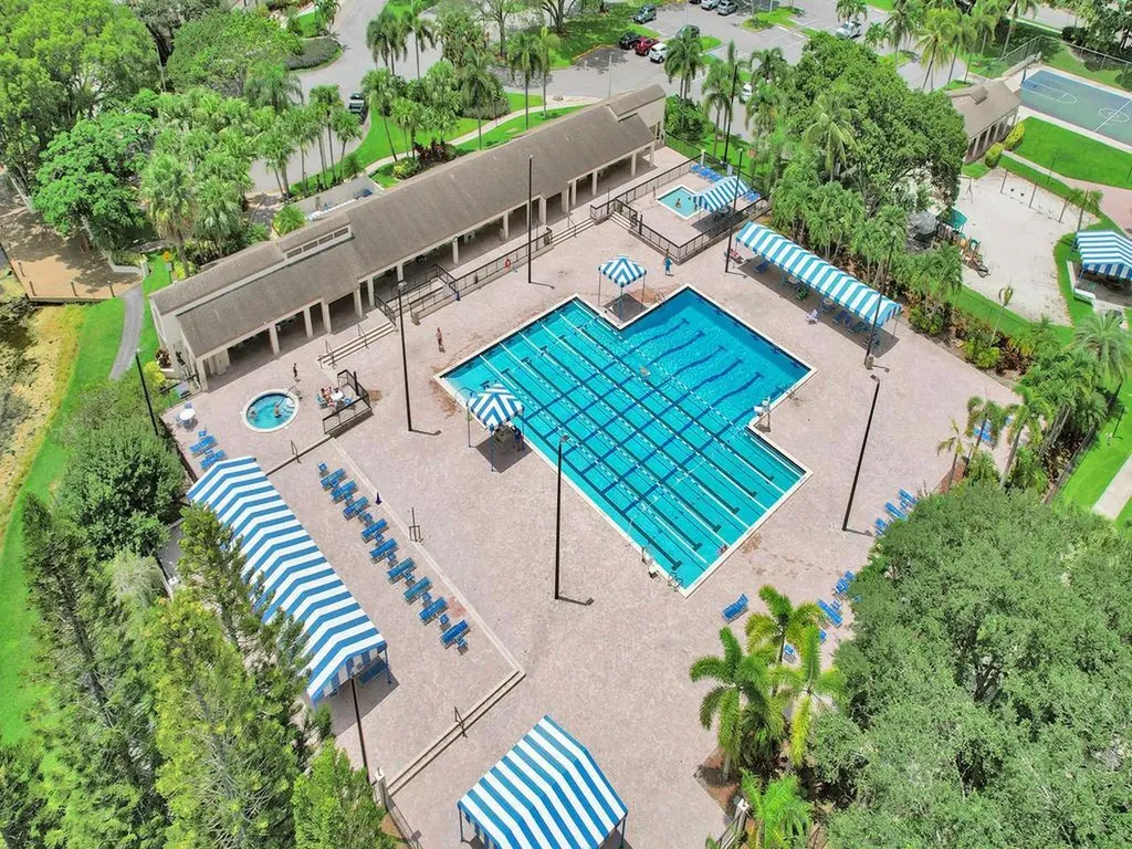 3853 N Carambola Circle N Coconut Creek FL 33066