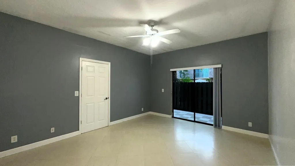 303 Waterview Drive Palm Springs FL 33461