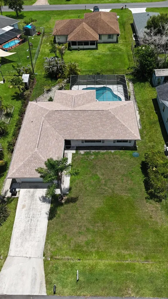 1217 SE Nancy Lane Port St Lucie FL 34983