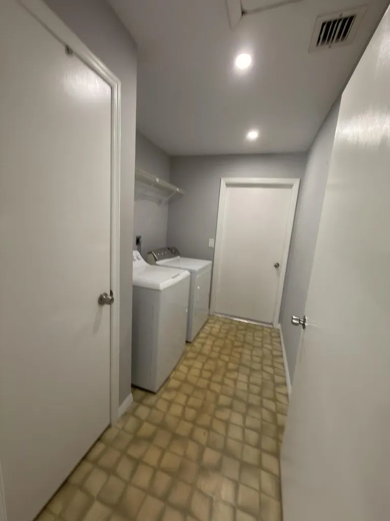 1217 SE Nancy Lane Port St Lucie FL 34983