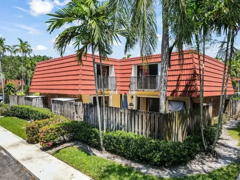 725 NW 99th Circle Plantation FL 33324