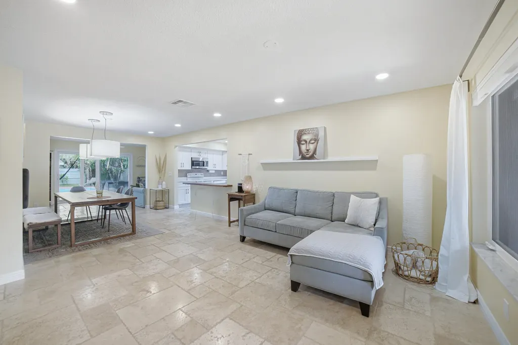 721 N Lakeside Drive Lake Worth Beach FL 33460