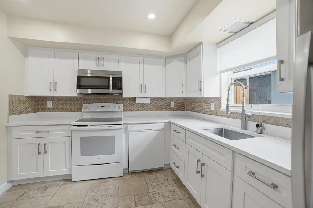 721 N Lakeside Drive Lake Worth Beach FL 33460