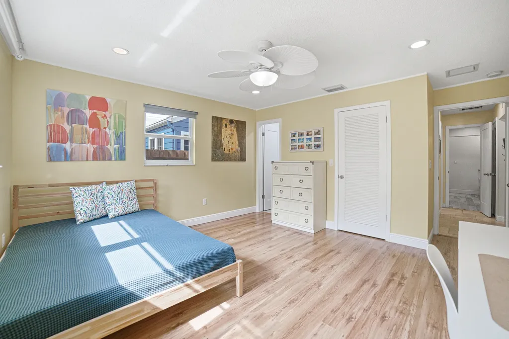 721 N Lakeside Drive Lake Worth Beach FL 33460