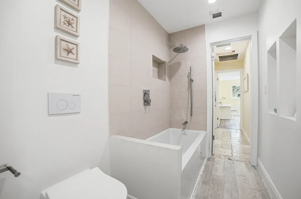 721 N Lakeside Drive Lake Worth Beach FL 33460