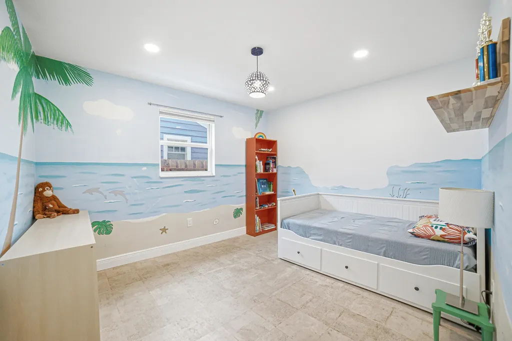 721 N Lakeside Drive Lake Worth Beach FL 33460
