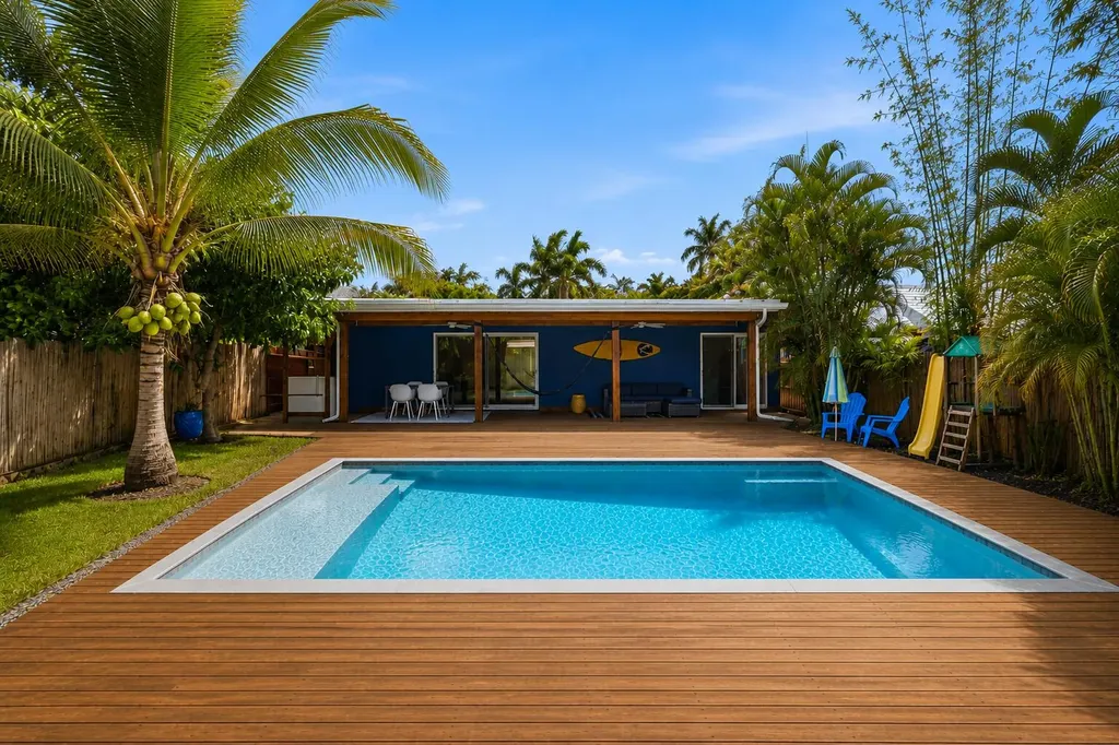 721 N Lakeside Drive Lake Worth Beach FL 33460