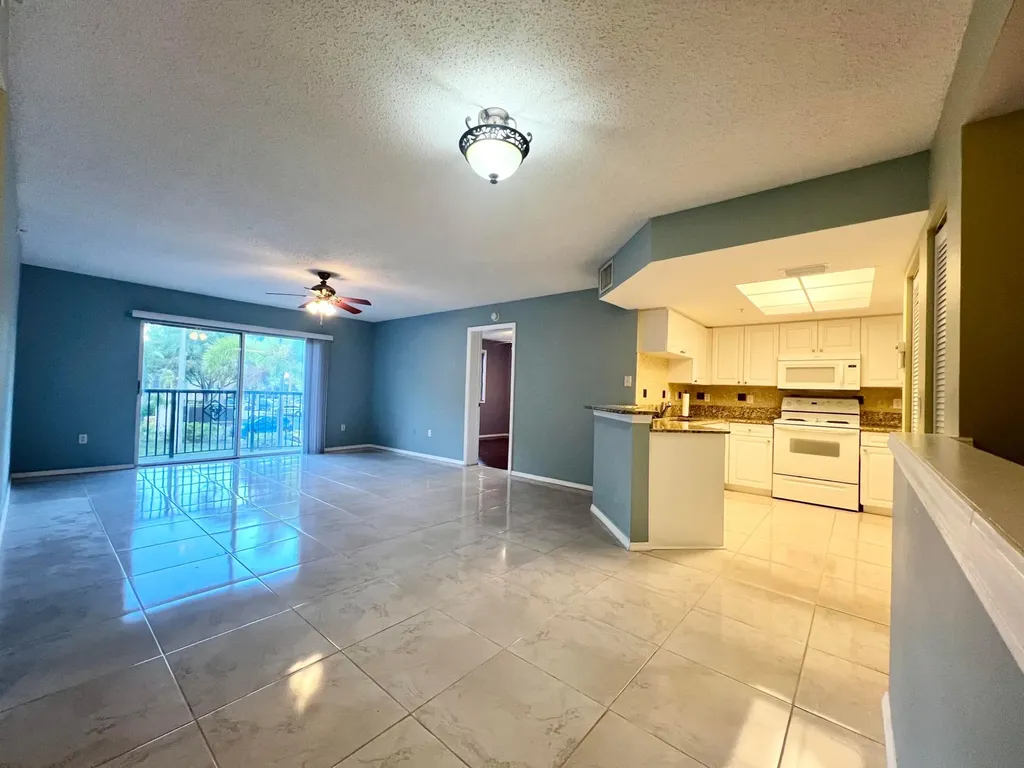 1100 Crestwood Court S Royal Palm Beach FL 33411