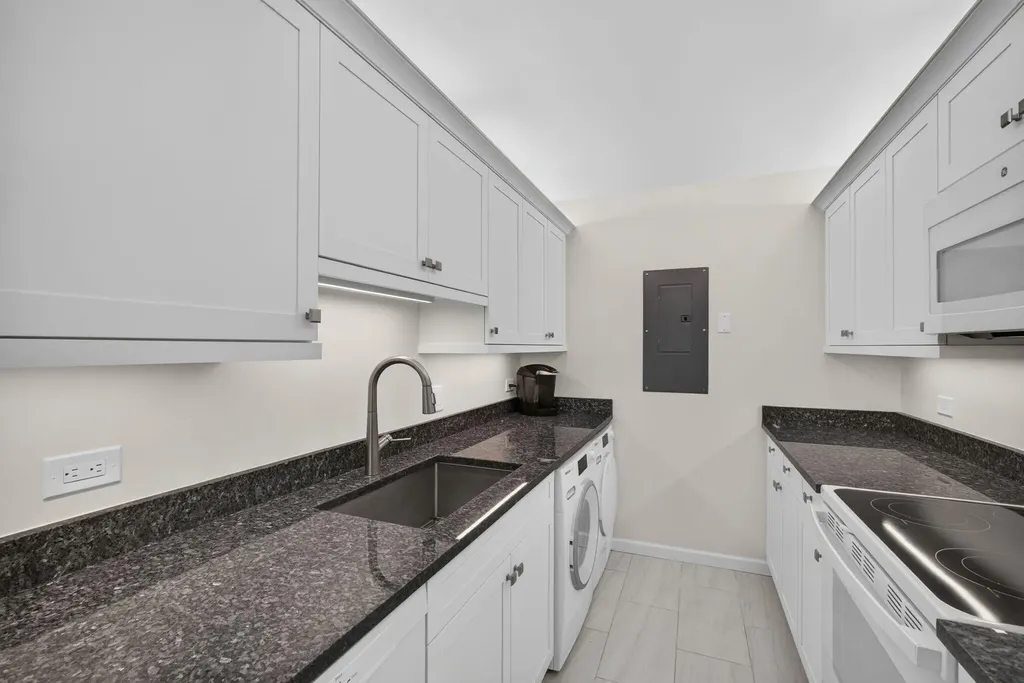 1208 Marine Way North Palm Beach FL 33408