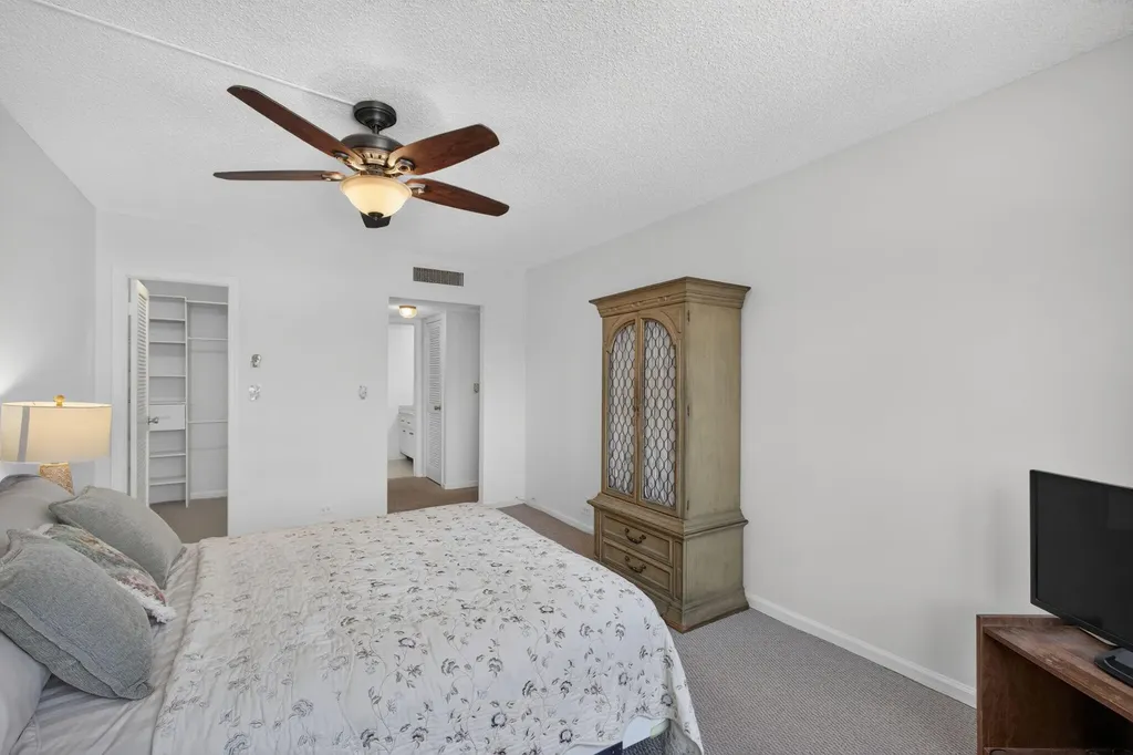 1208 Marine Way North Palm Beach FL 33408