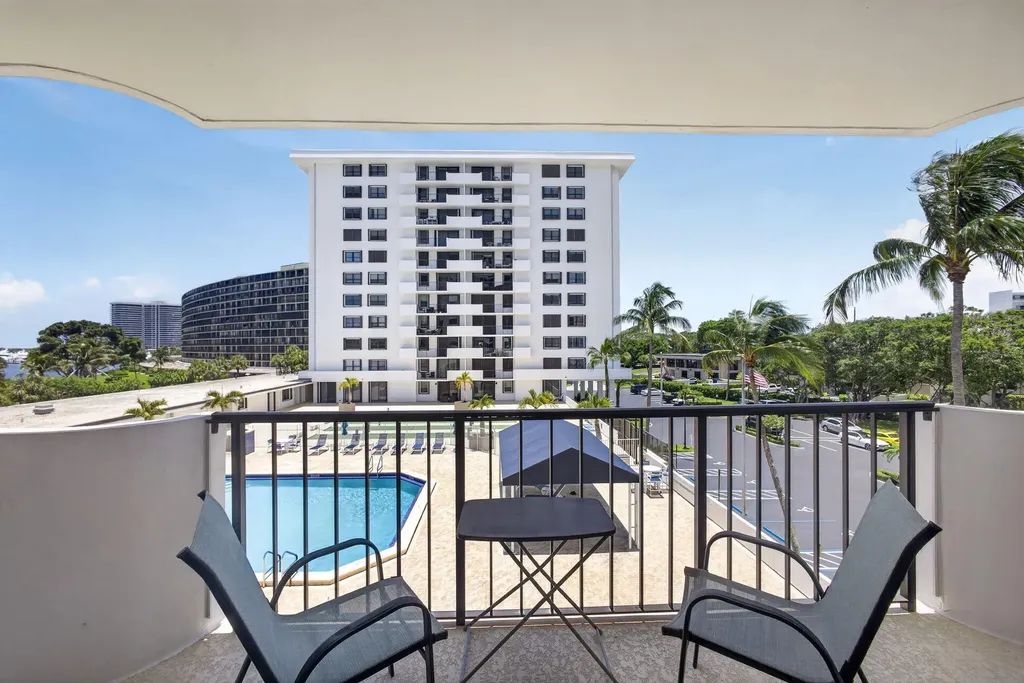 1208 Marine Way North Palm Beach FL 33408