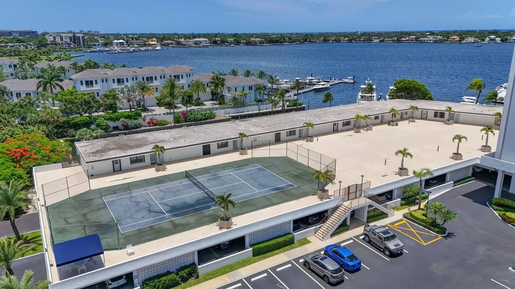 1208 Marine Way North Palm Beach FL 33408