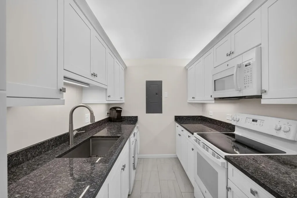 1208 Marine Way North Palm Beach FL 33408