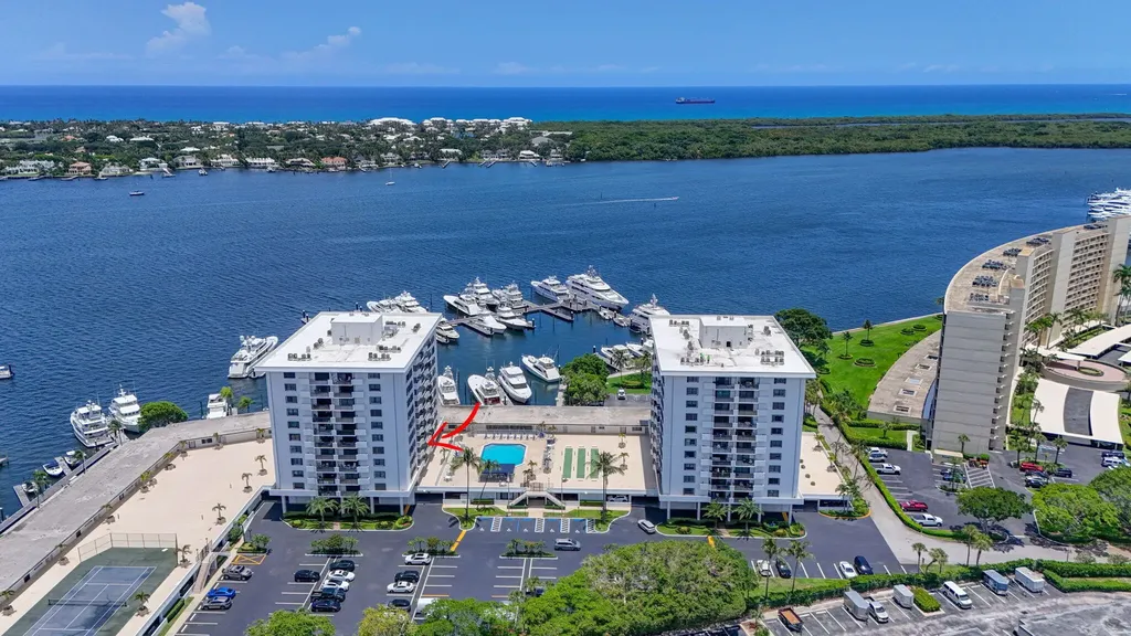 1208 Marine Way North Palm Beach FL 33408