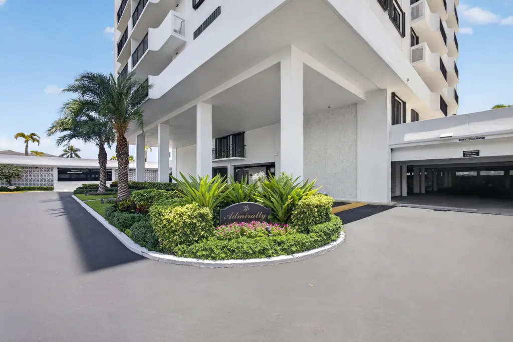 1208 Marine Way North Palm Beach FL 33408