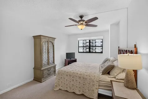 1208 Marine Way North Palm Beach FL 33408