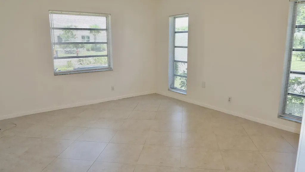 13638 Via Flora Delray Beach FL 33484