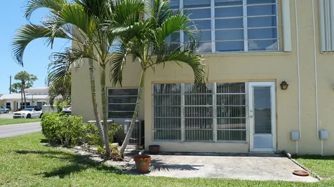 13638 Via Flora Delray Beach FL 33484