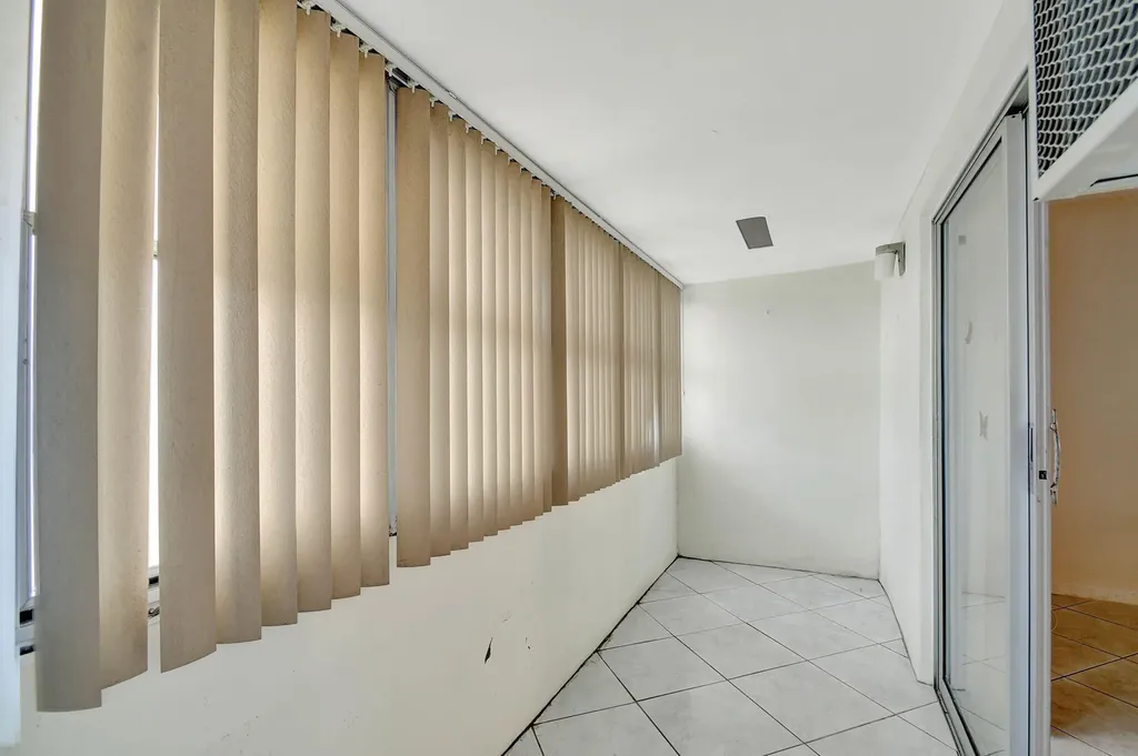 70 Camden C West Palm Beach FL 33417
