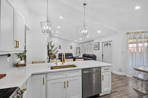 414 Springdale Circle Palm Springs FL 33461