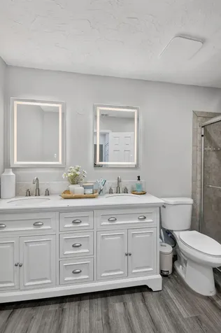 414 Springdale Circle Palm Springs FL 33461