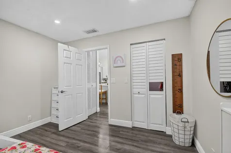 414 Springdale Circle Palm Springs FL 33461